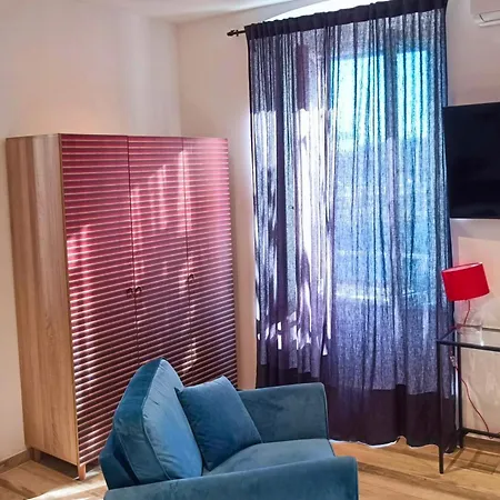 Life Apartment *